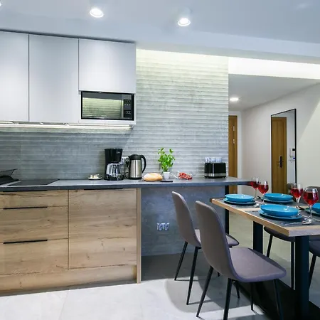 Gorski Przystanek Skalny *