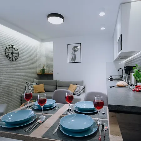 Lägenhet Gorski Przystanek Skalny *